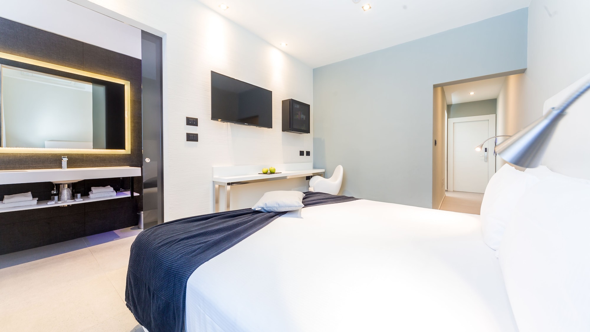 STANDARD, DOUBLE OR TWIN BED
