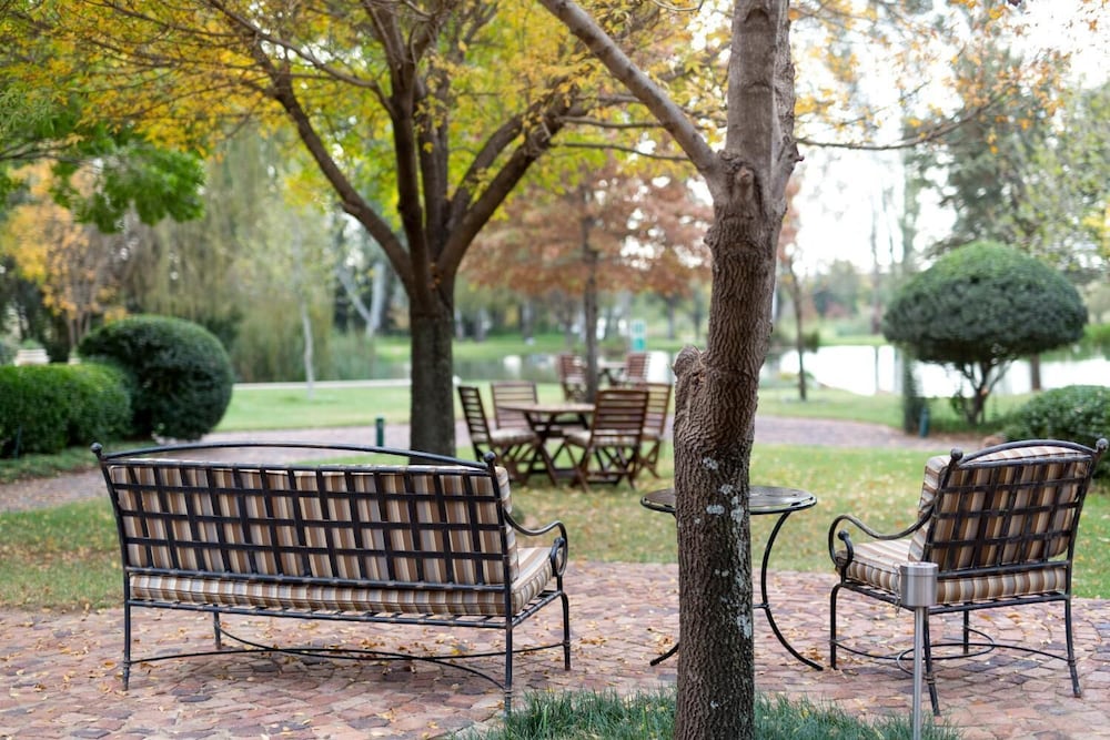 Oxbow Country Estate 30/43