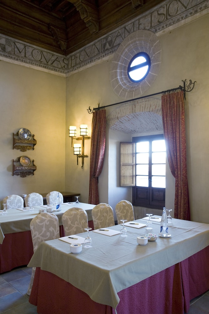 Parador de Plasencia 22/65