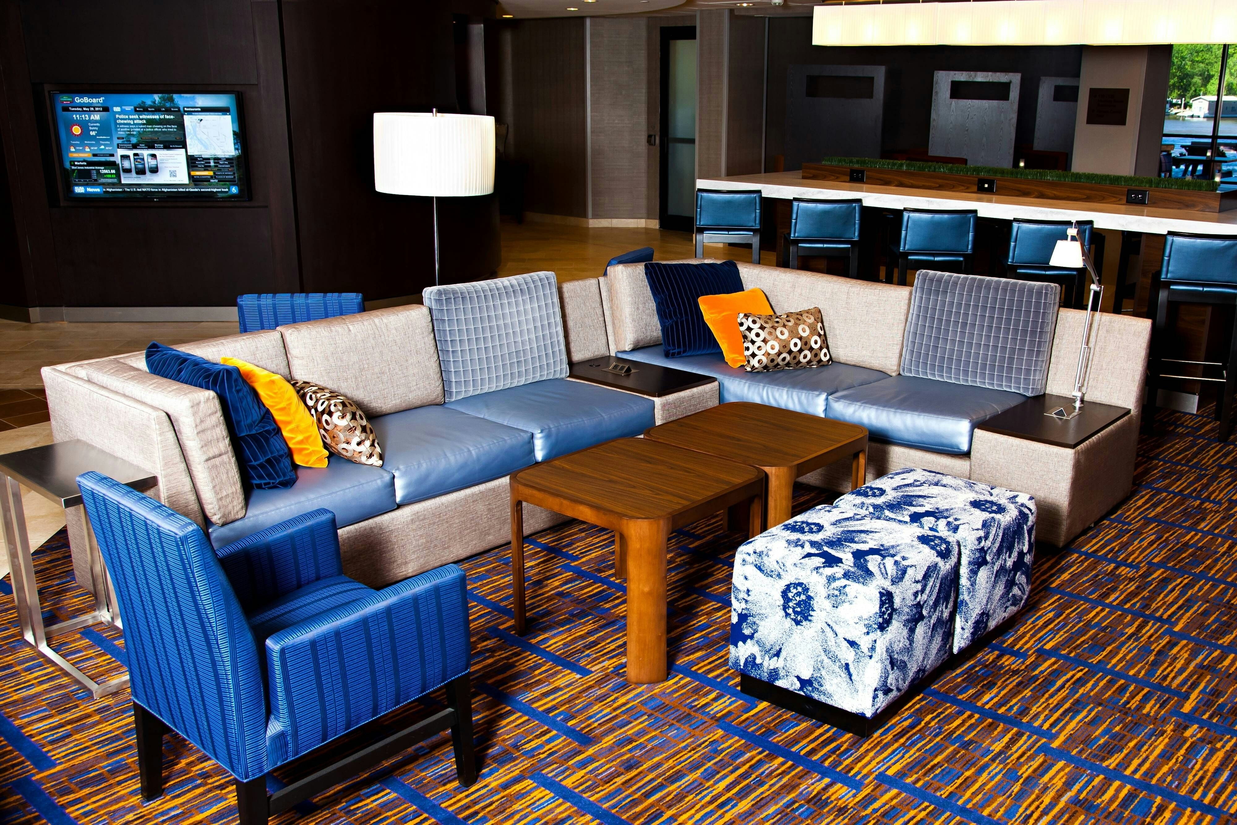 Courtyard By Marriott La Crosse 11/23