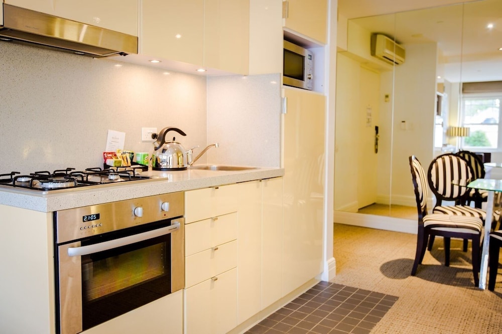 Sydney Potts Point Central Apartment Hotel 5/70