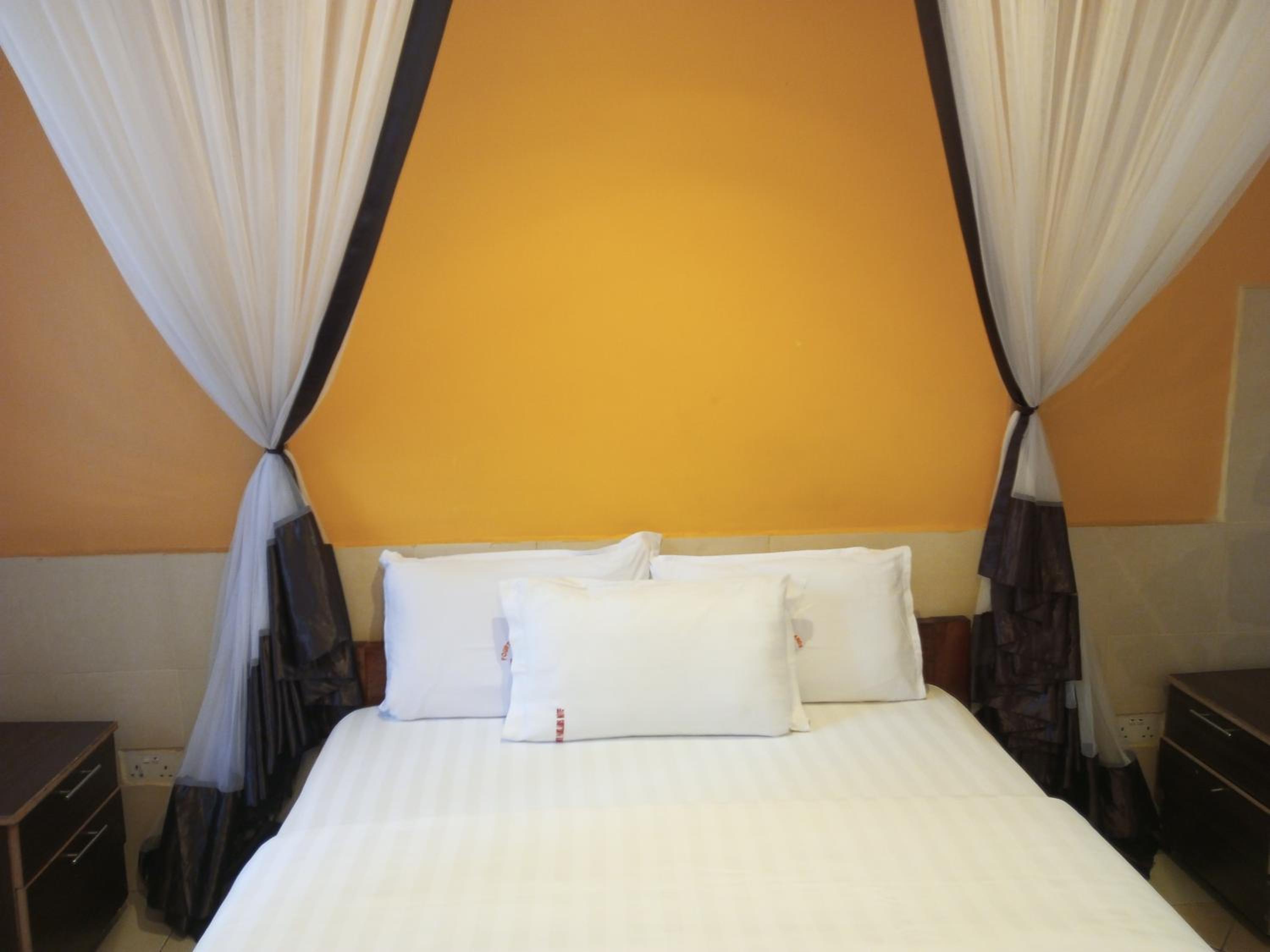 Fourth Parklands Guest House & Conference 11/36