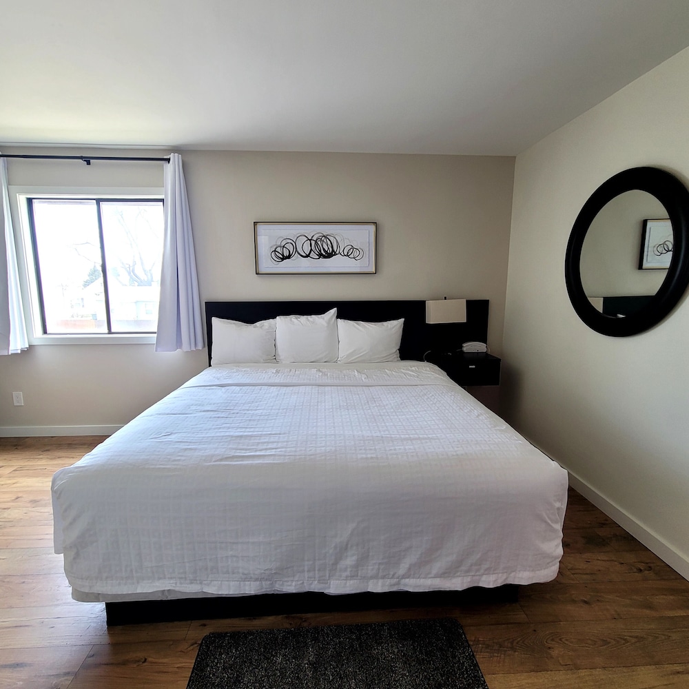 Richland Inn And Suites 8/32