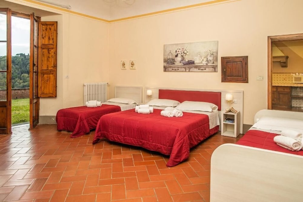 غرفة عائلية بسرير كوين وسريرين منفصلين، Villa Norcenni 2/4