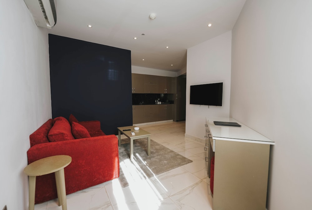 M Hotels at Porto Marina 38/50