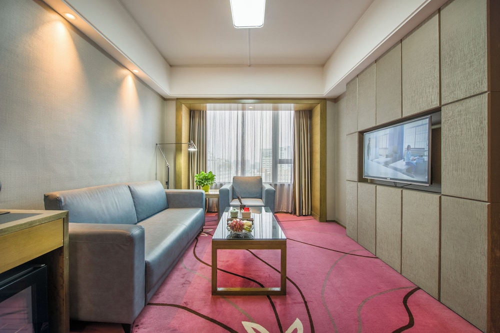 La Perle International Hotel 38/50