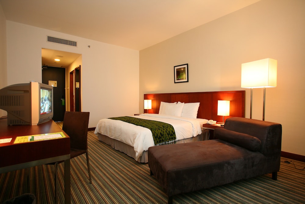 Rh Hotel 9/22