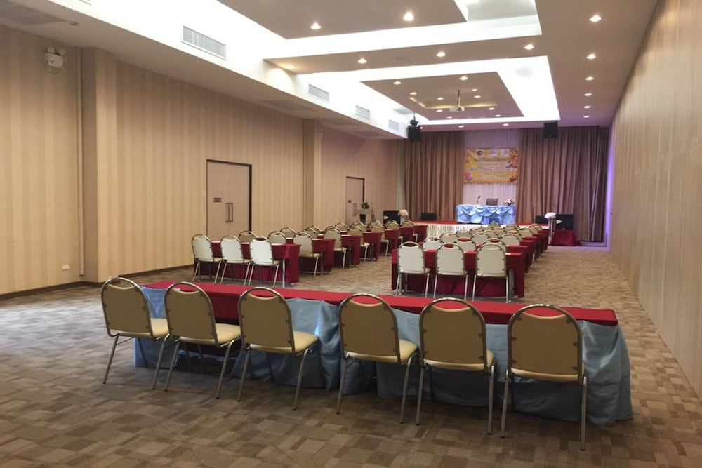 Green Hotel Resort Khon Kaen 51/55
