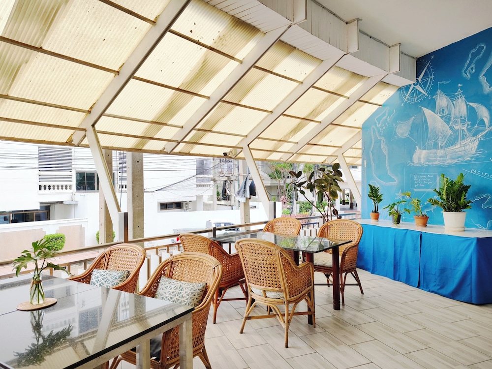 Royal Beach View 56/71