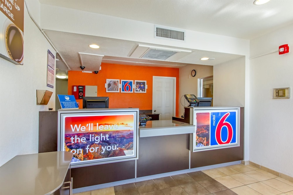 Motel6 Phoenix, AZ - North Bell Road 14/46