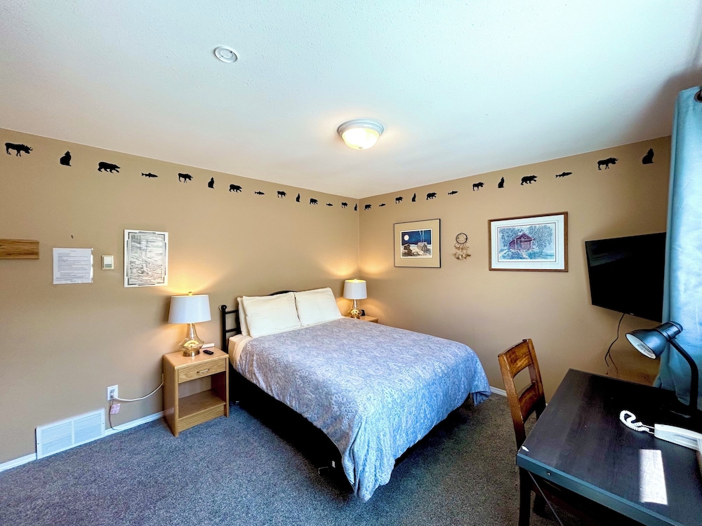 Midnight Sun Inn 21/47