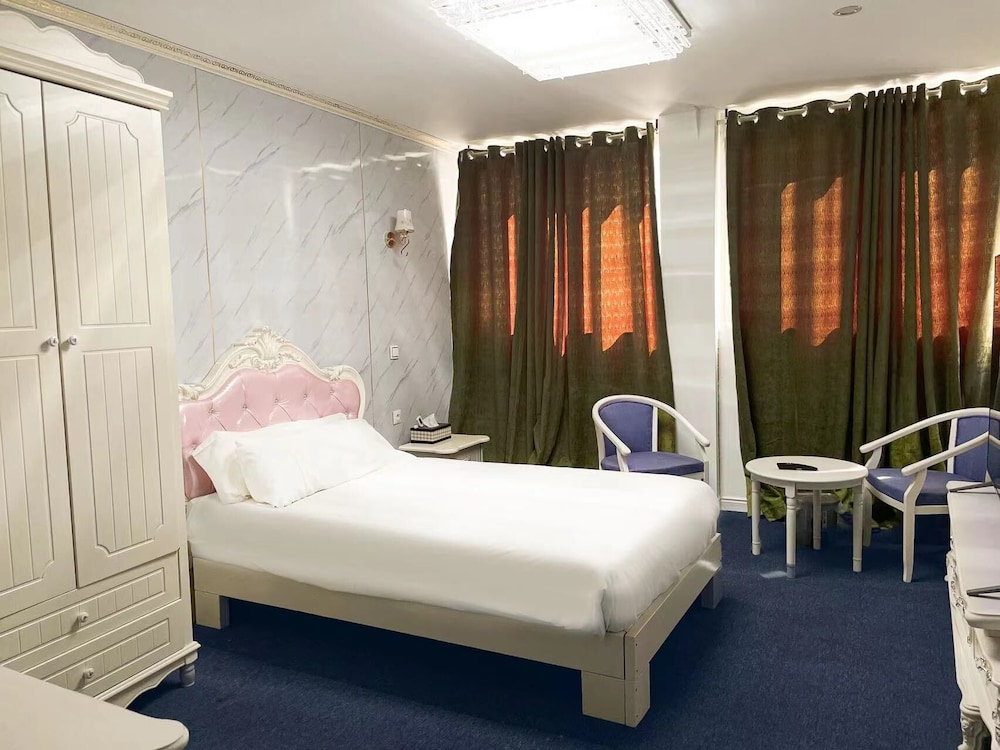 Hotel Aviacion 21/53