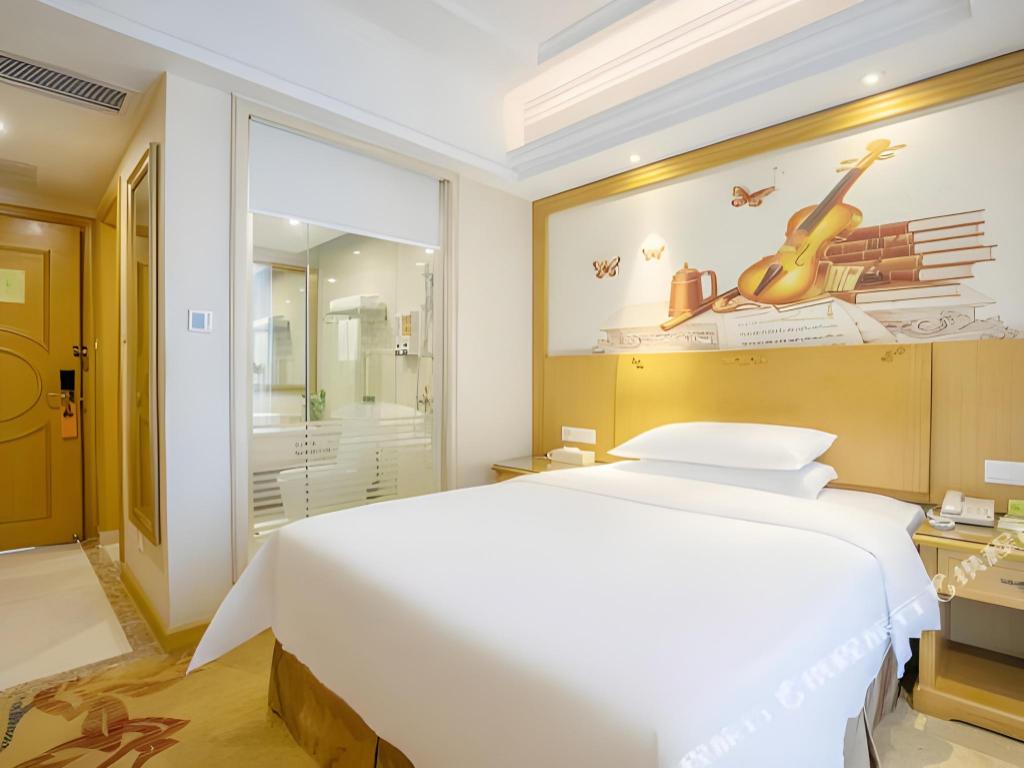 Vienna International Hotel (Zhongshan Torch Center Branch) 19/42