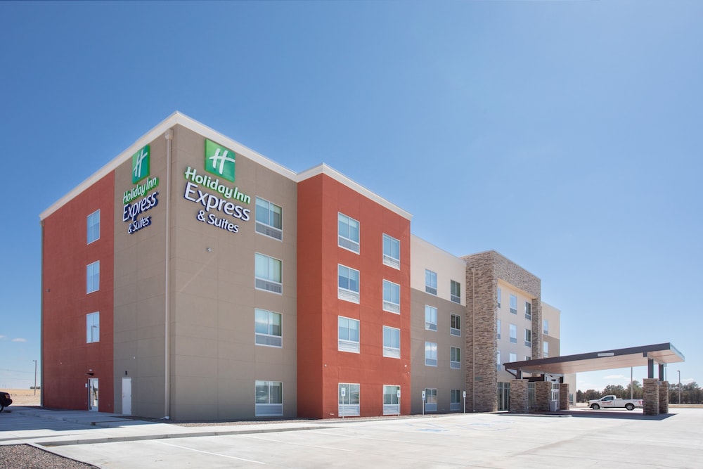 Holiday Inn Express & Suites Goodland I-70 1/45
