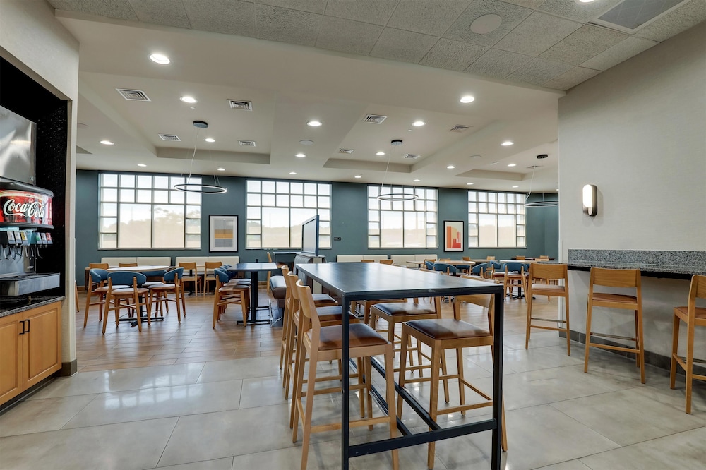 Drury Inn and Suites Montgomery 32/50