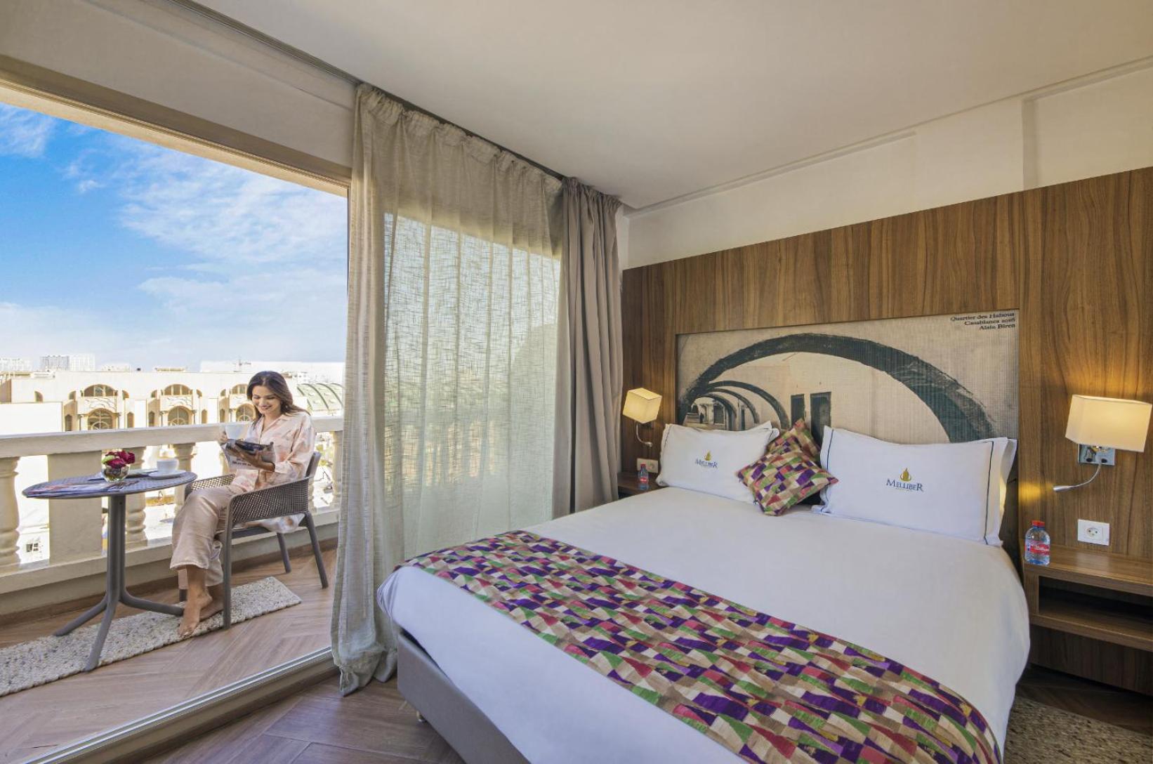 Gold, Suite, King Bed