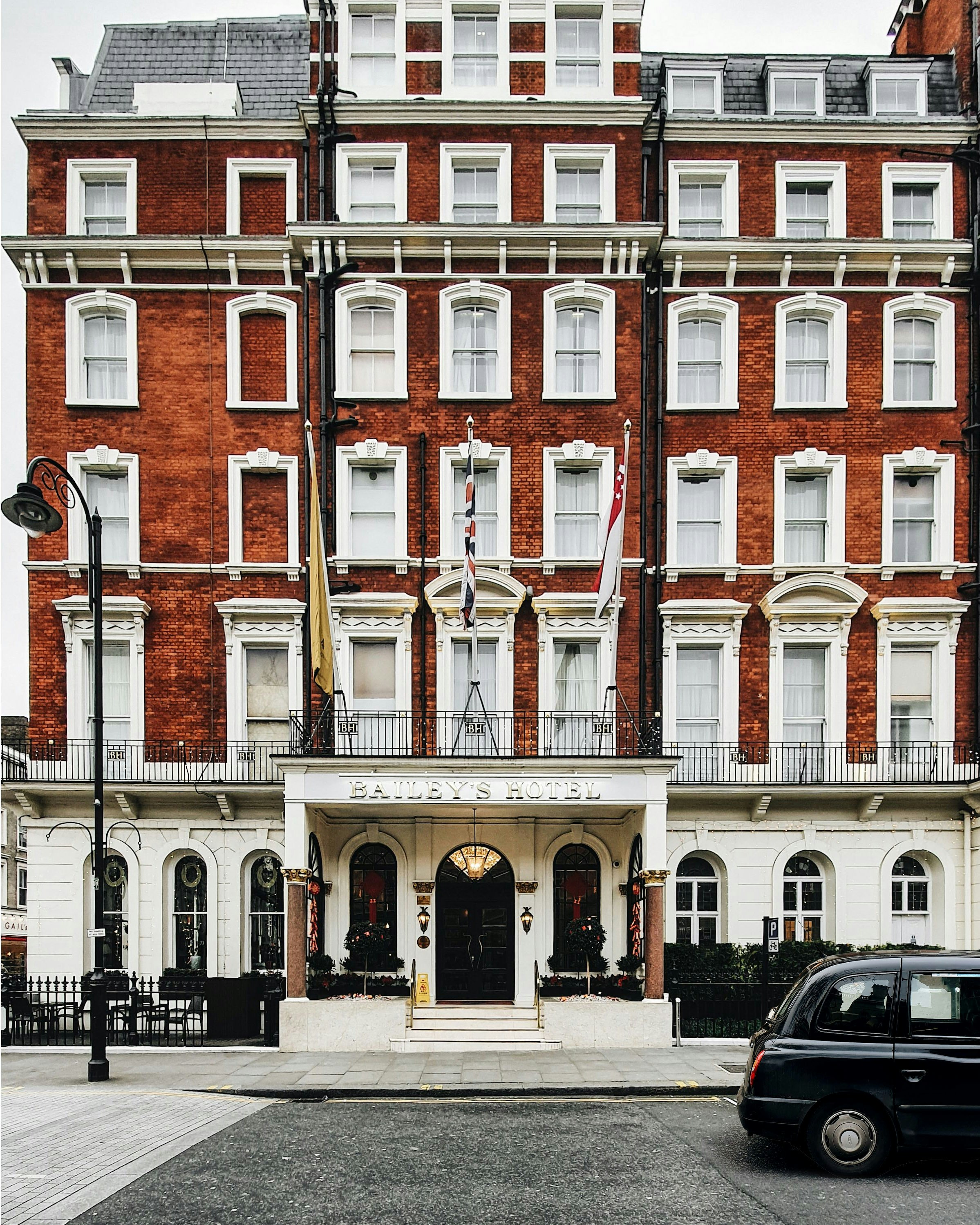 The Baileys Hotel London 50/57