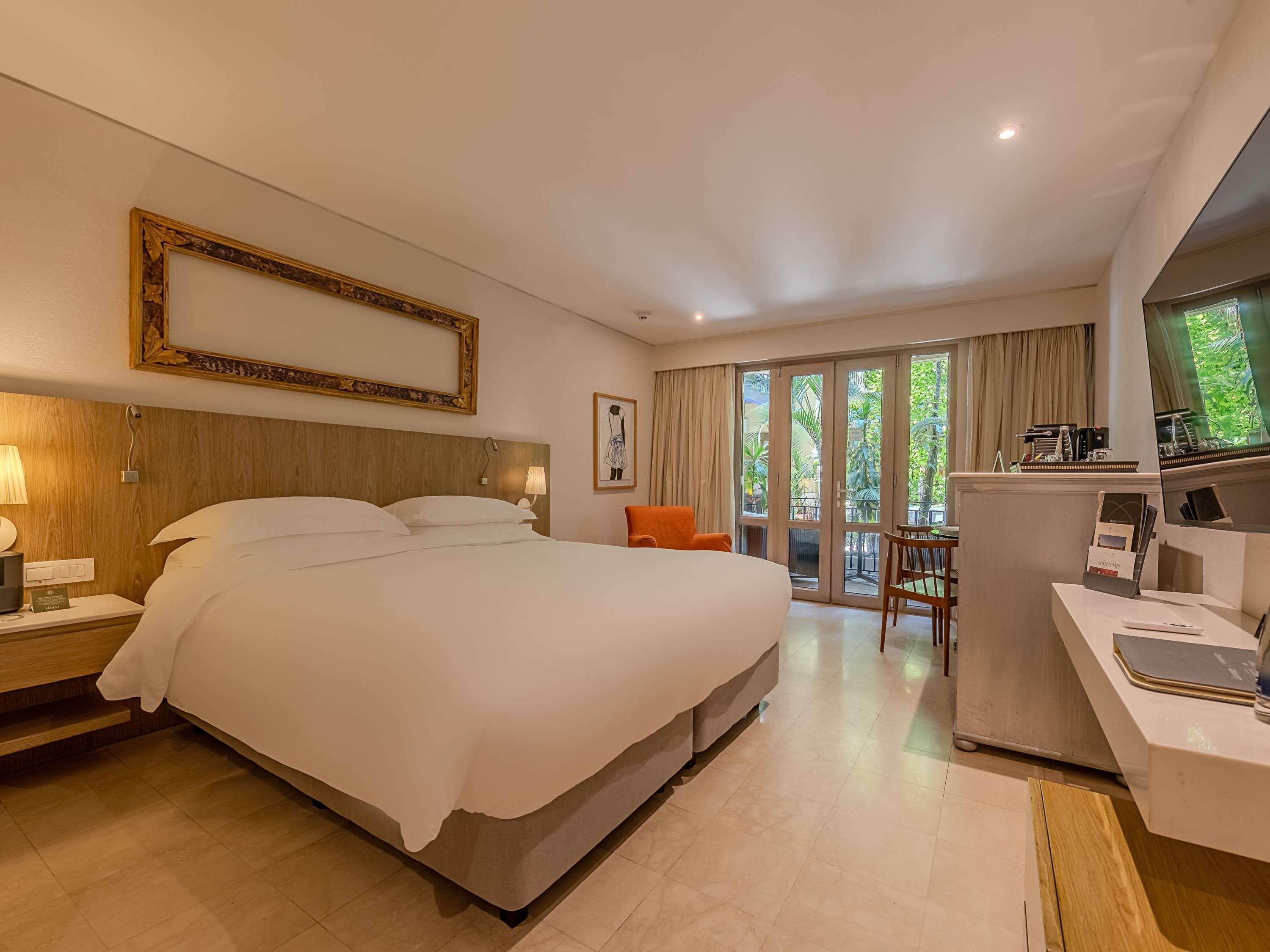 Superior, King Bed, Garden or Pool View, Balcony or Terrace