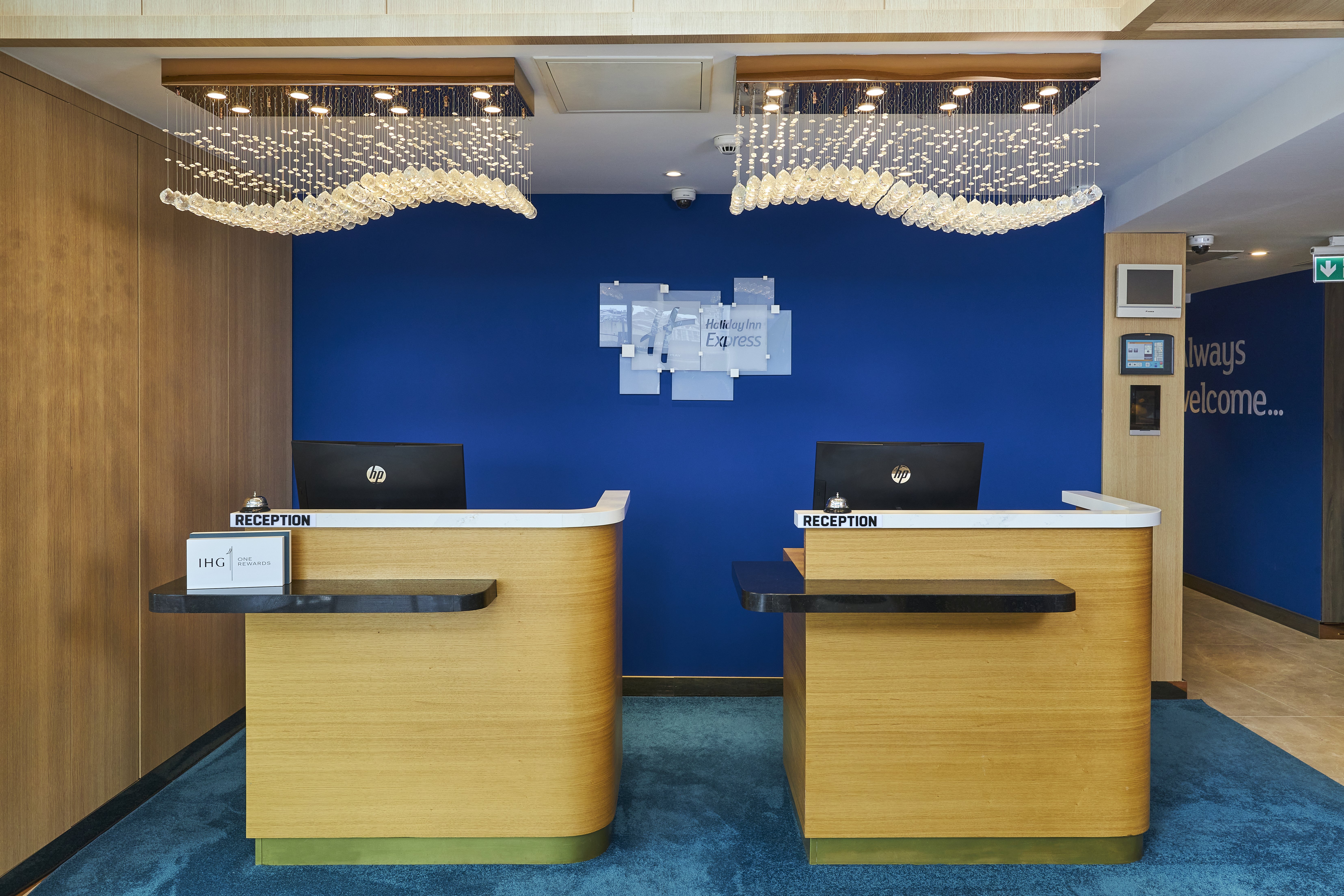 Holiday Inn Express Istanbul - Airport Arnavutkoy 2/50