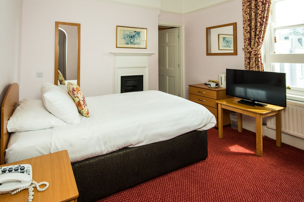Cliffden Hotel 21/66
