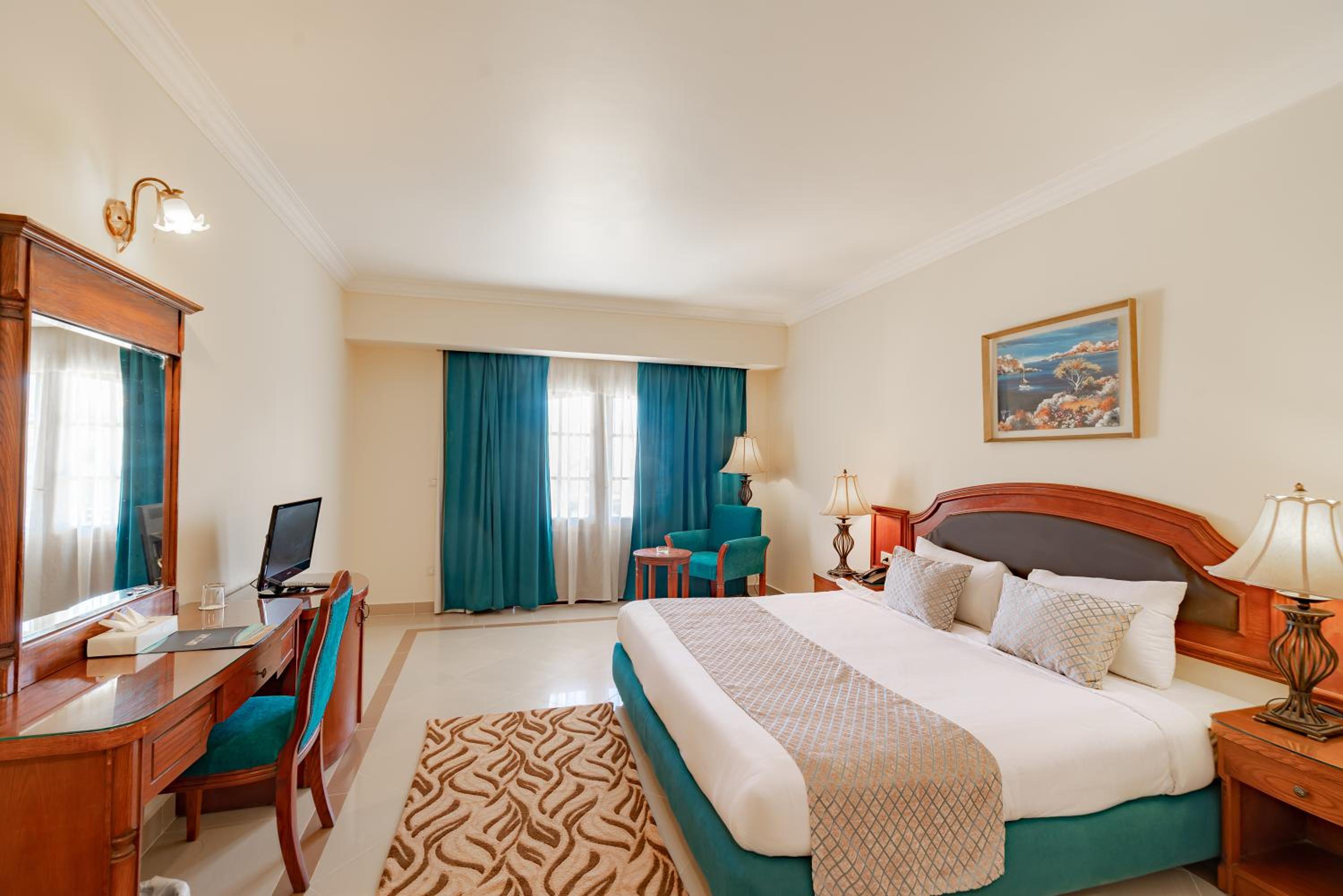 غرفة ثلاثية بإطلالة على البحر، Coral Hills Resort Marsa Alam 3/10
