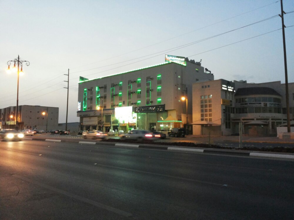 Al Eairy Furnished Apartments Al Ahsa 2 in HOFUF