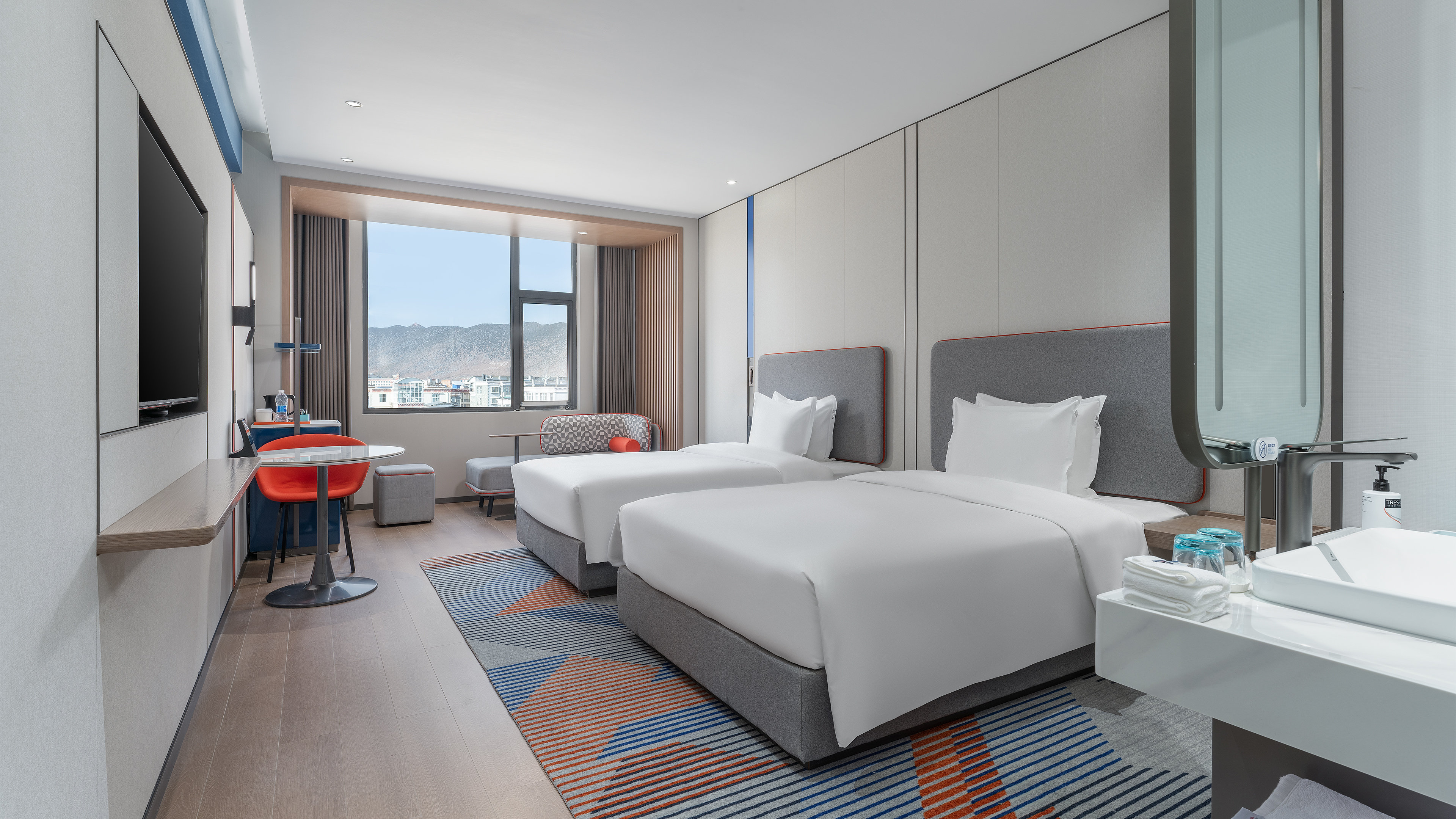 Standard, 2 Double Beds, Mountain View