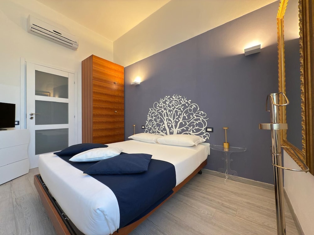 SMART, APARTMENT