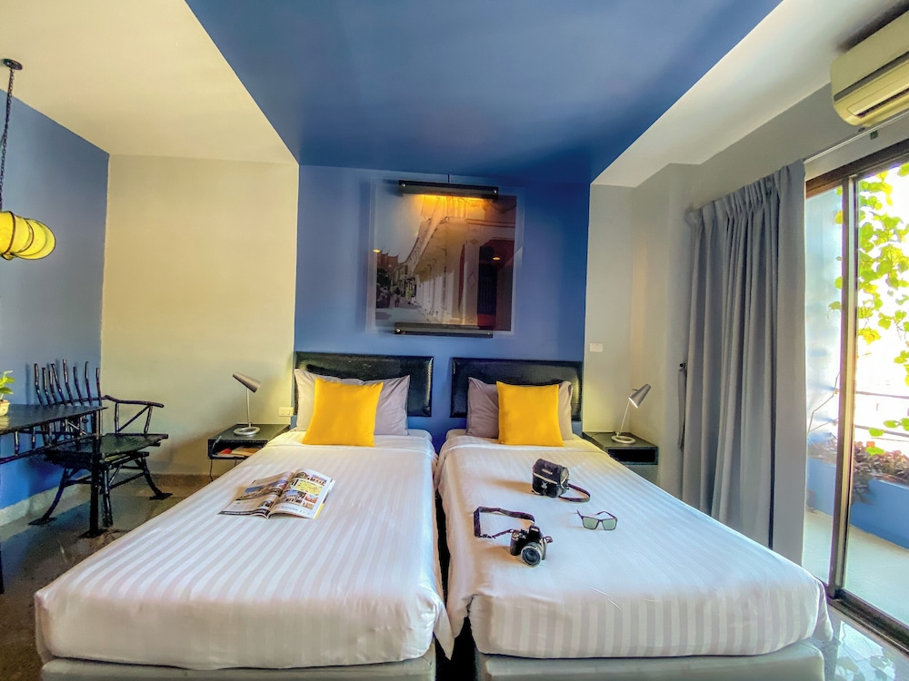 iCheck inn Phuket Town 65/96