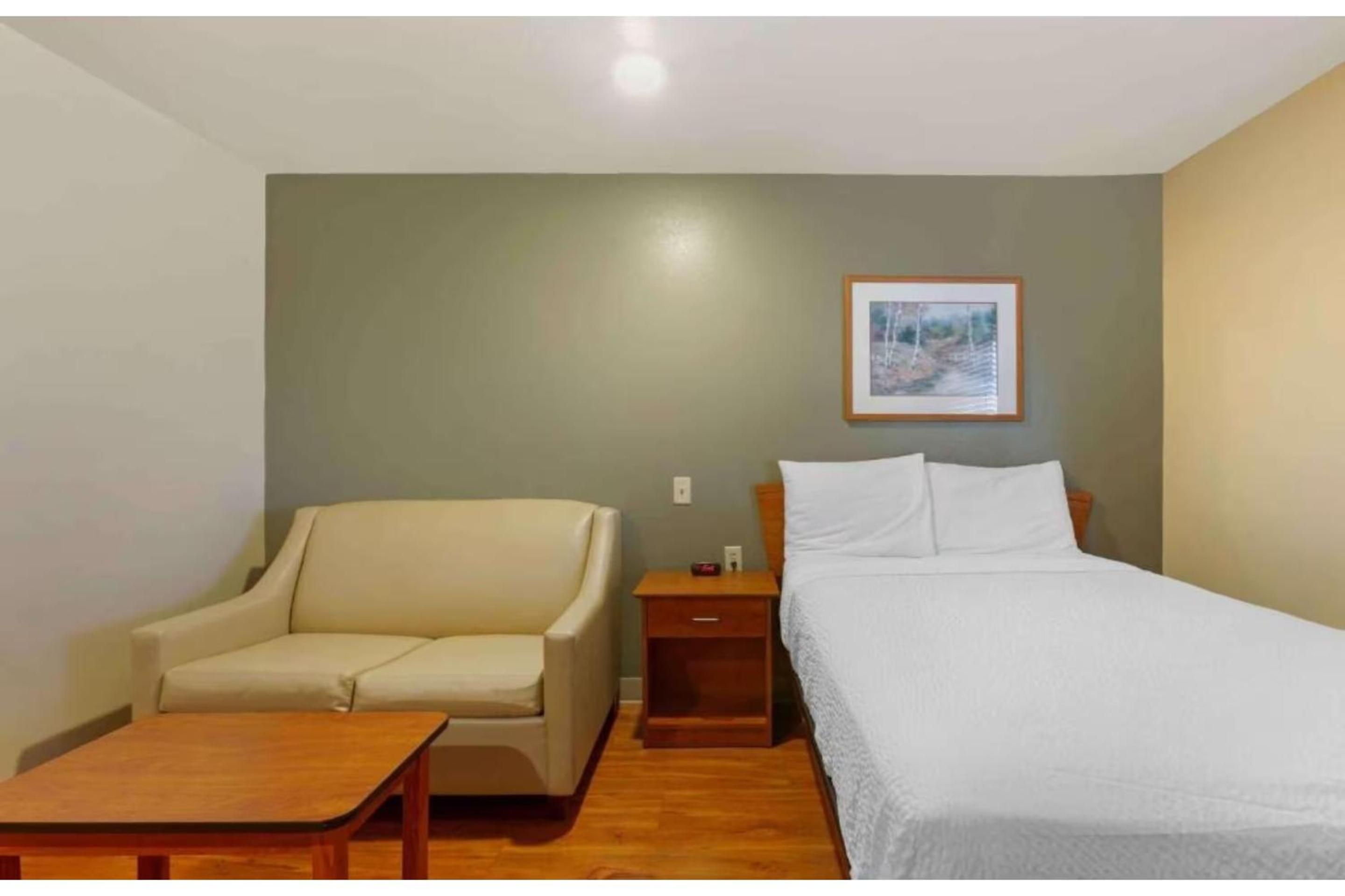 STANDARD, DOUBLE BED