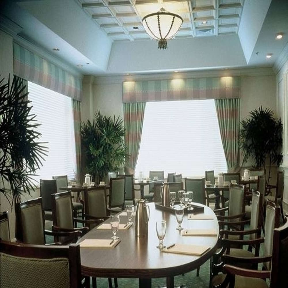 Sea View Hotel 60/74