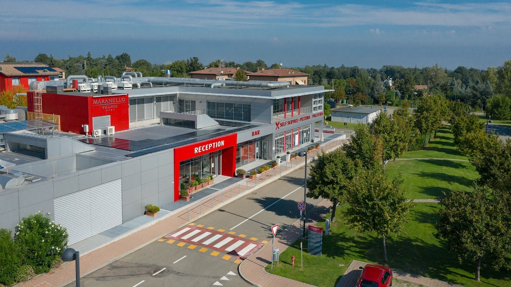 Maranello Village 3/70