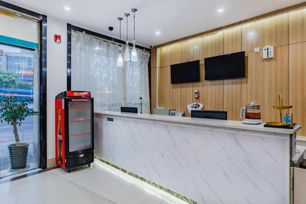 Greentree Inn Anqing Xiaosu Road Shell Hotel 10/50
