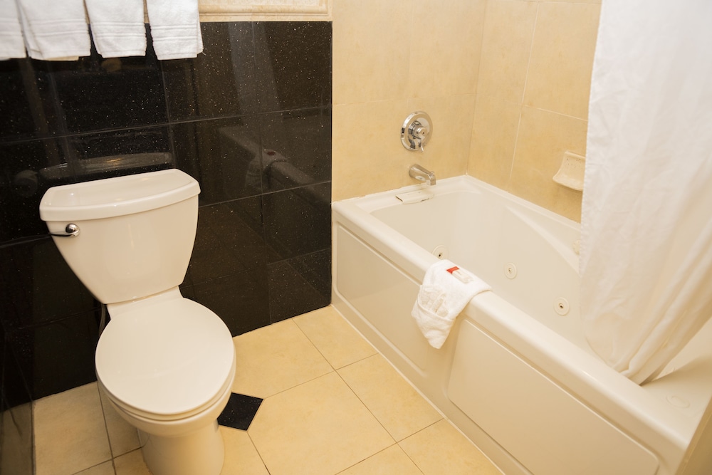 Days Inn by Wyndham Concord 12/25