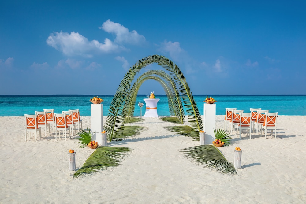 Kuredhivaru Resort and Spa Maldives 88/91