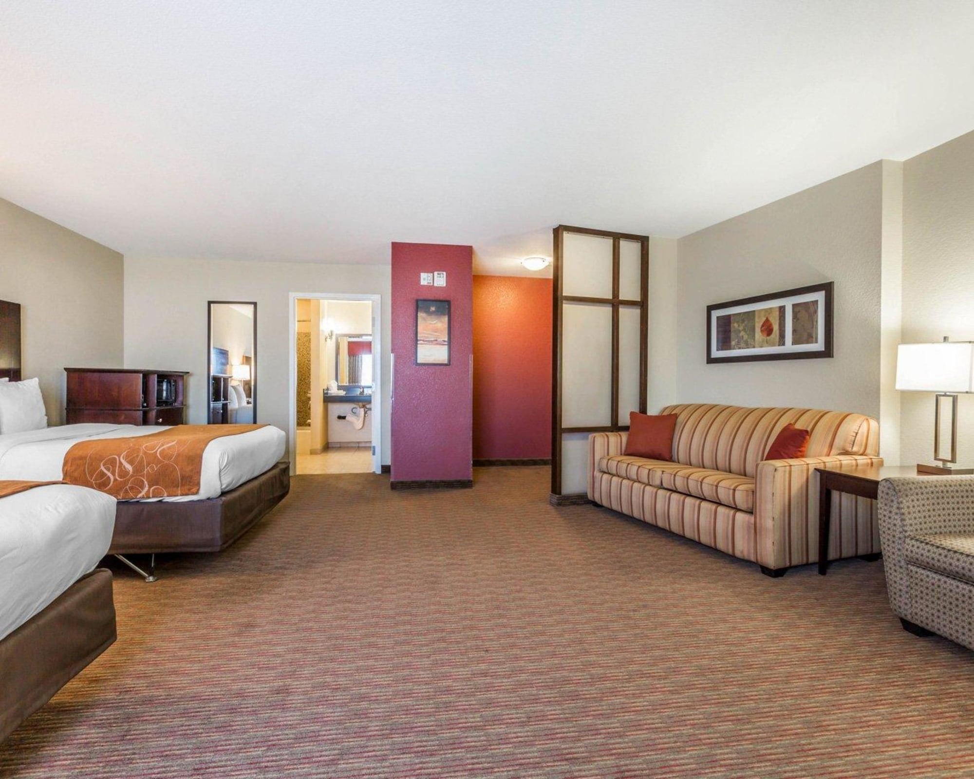 جناح بسريرين كوين لذوي الإعاقة، Comfort Suites Blythe, CA 7/10