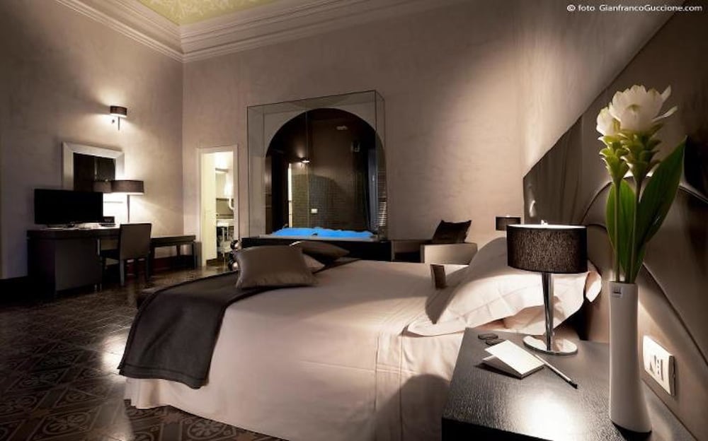 De Stefano Palace - Luxury Hotel 43/48
