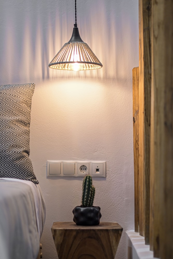 Naxos Finest Hotel Villas 44/50