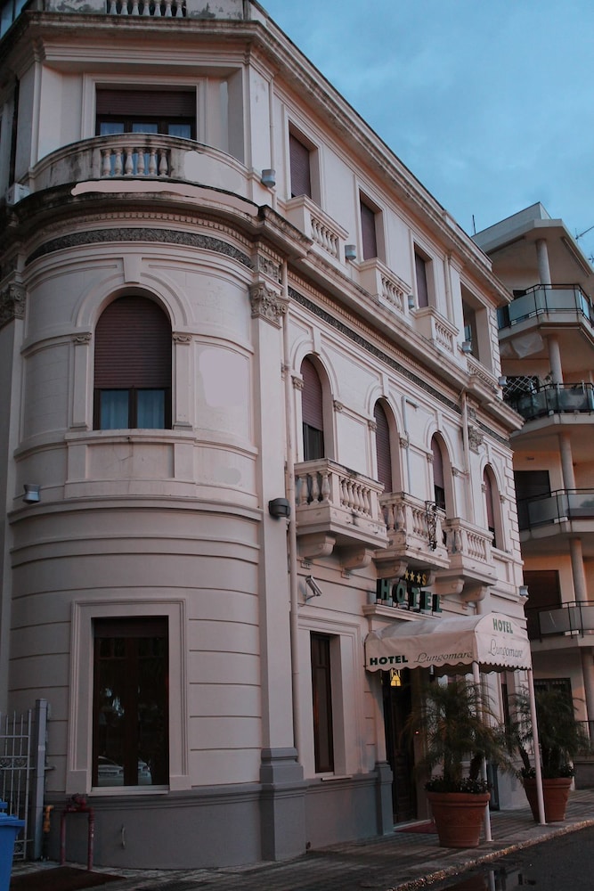 Lungomare Hotel 4/71