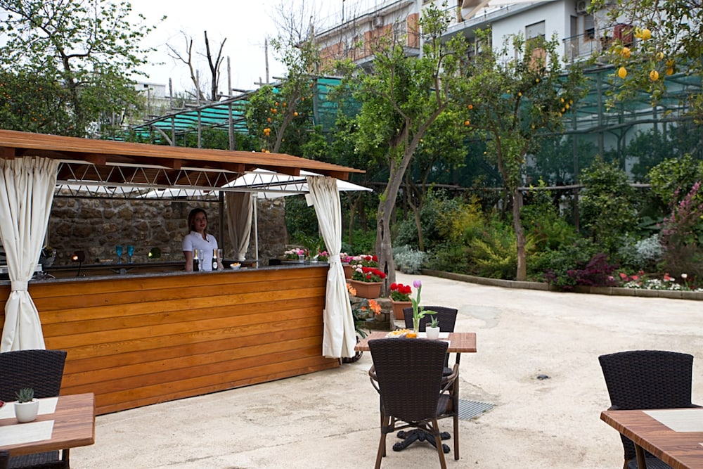 Don Antonino Relais Hotel 9/71