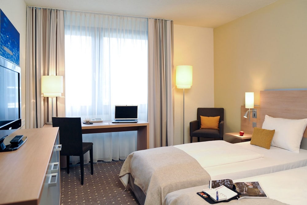 Vienna House Easy by Wyndham Frankfurt Airport 12/60