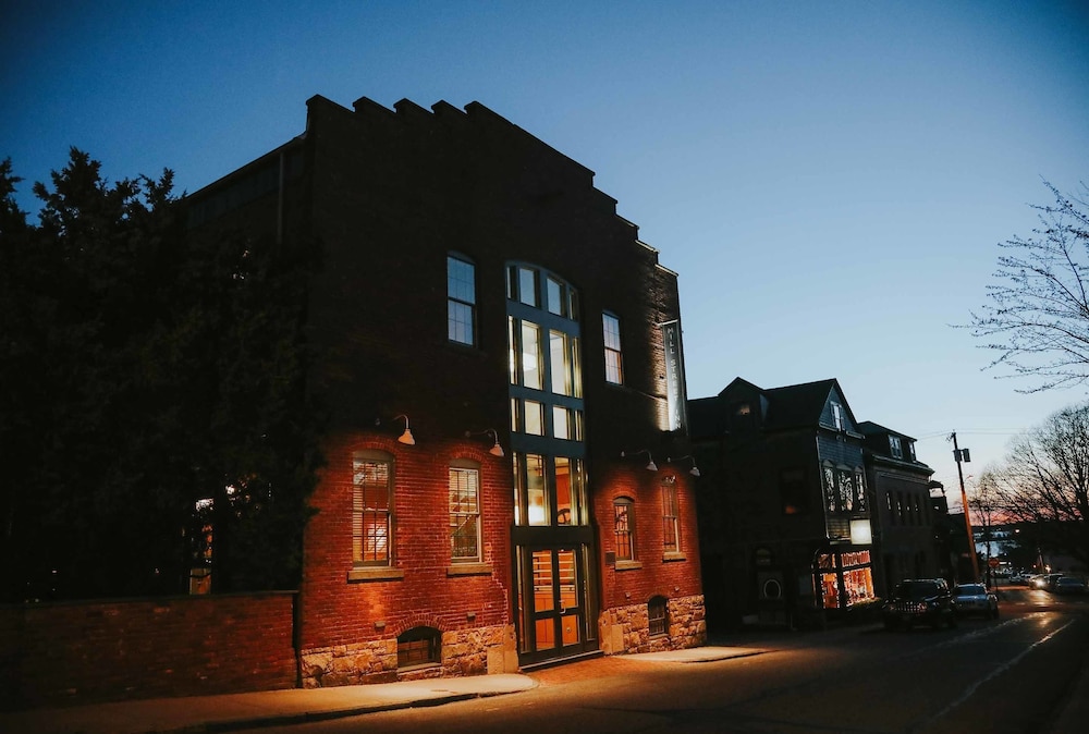 Mill Street Inn 2/55