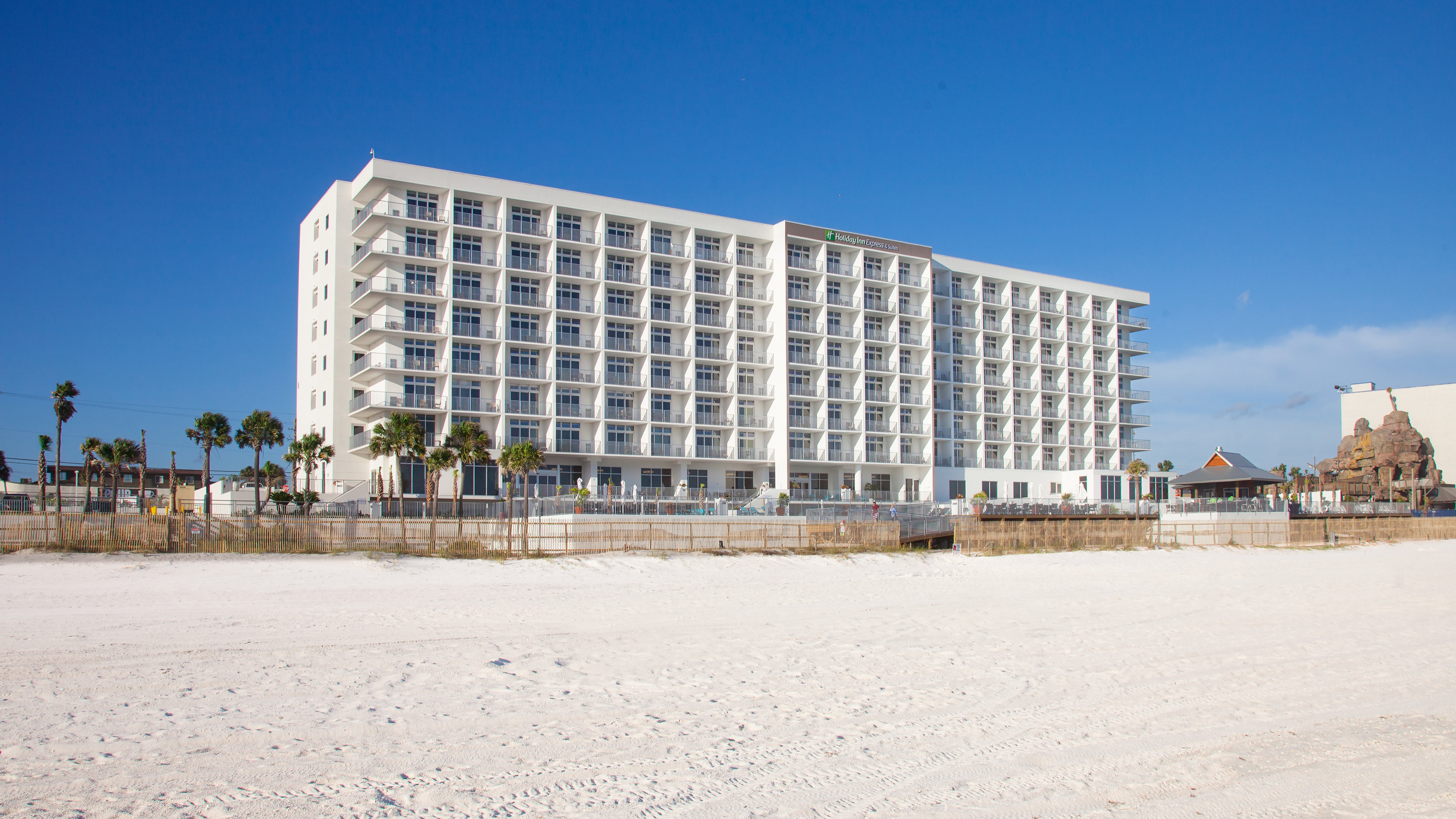 Holiday Inn Express Suites Panama City Beach 5/50