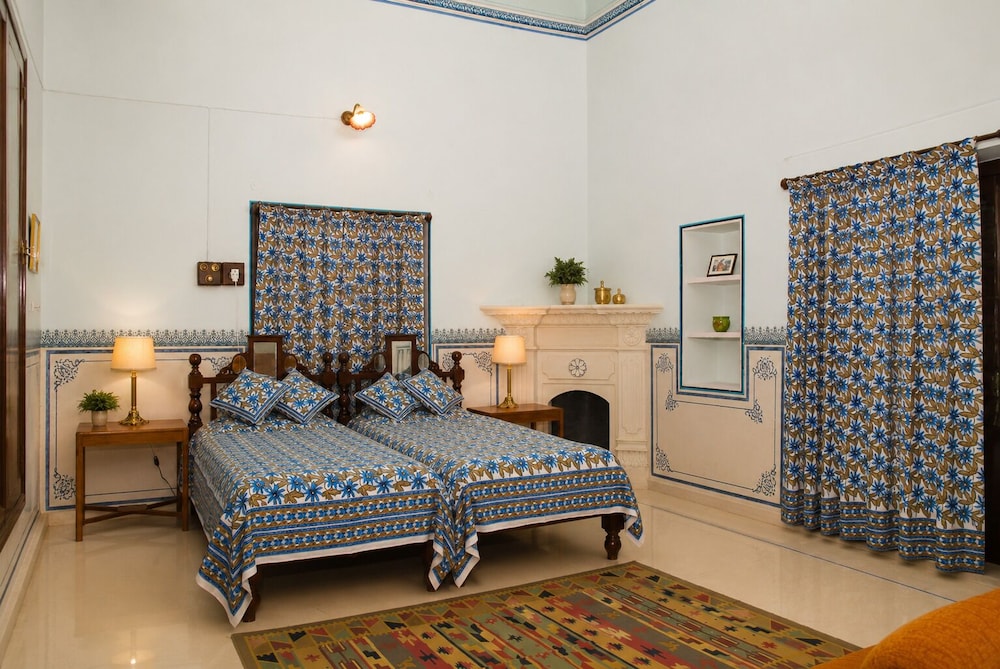 Welcomeheritage Bijayniwas Palace 17/47
