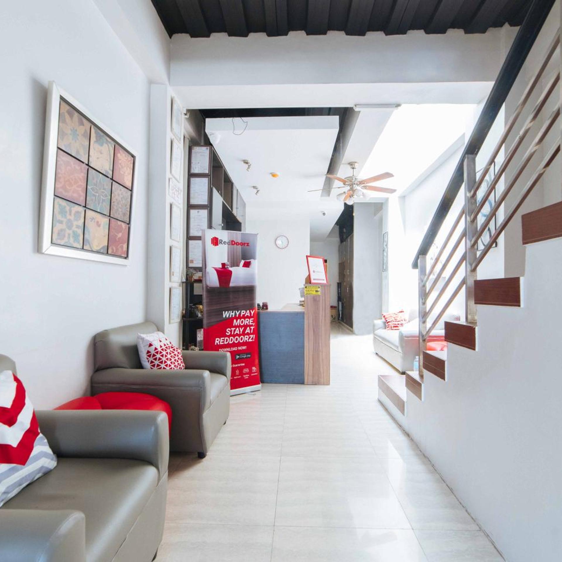 RedDoorz near G Mall Bajada Davao-Isolation Hotel 22/28