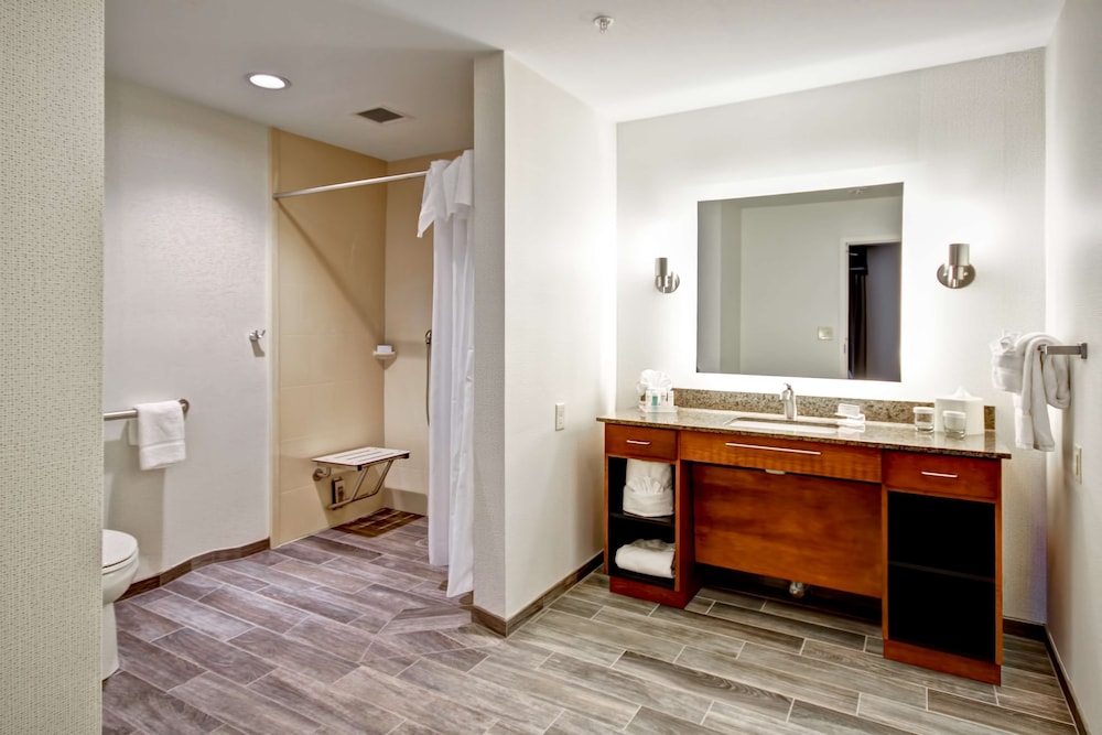 Homewood Suites By Hilton Greeley 16/40