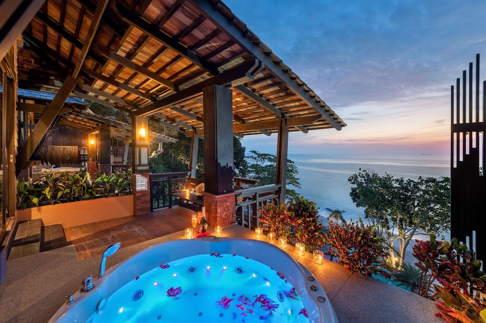 Nirvana Beach Resort and Spa 27/50