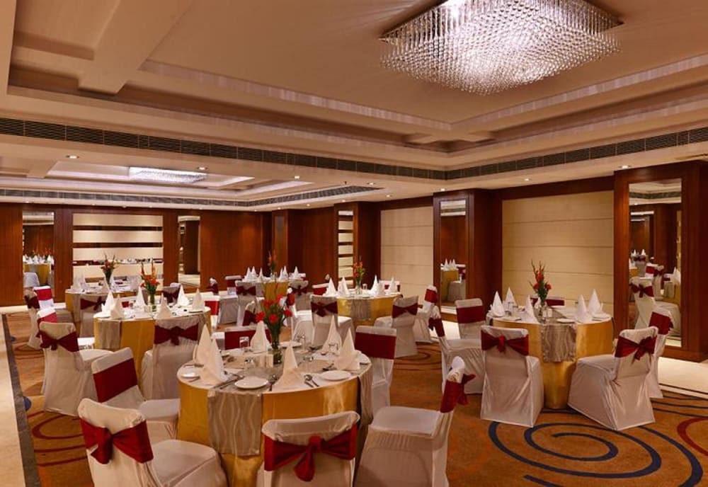 Lords Plaza Jaipur 30/42