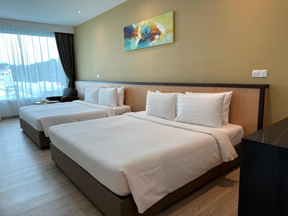 HOTEL 7 SURIA 11/40