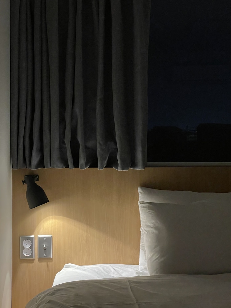 Haeden Hotel 24/45
